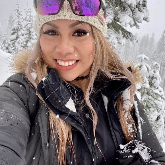 Meet your Posher, Andrea - Picture 4 of 5